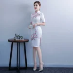 kf-HTB1zk.DaErrK1RkSne1q6ArVVXa4-New-White-Chinese-Traditional-Women-Embroidery-Qipao-Vintage-Cheongsam-Novelty-Chinese-Formal-Dress-Size-S-M